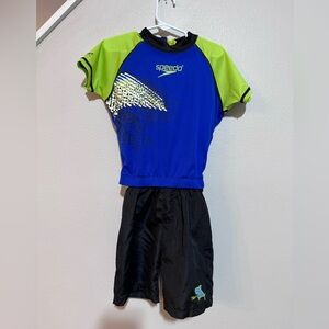 Speedo Unisex Kids Rash Guard Swim Set Blue Green Black Shark M/L 33-45 pounds